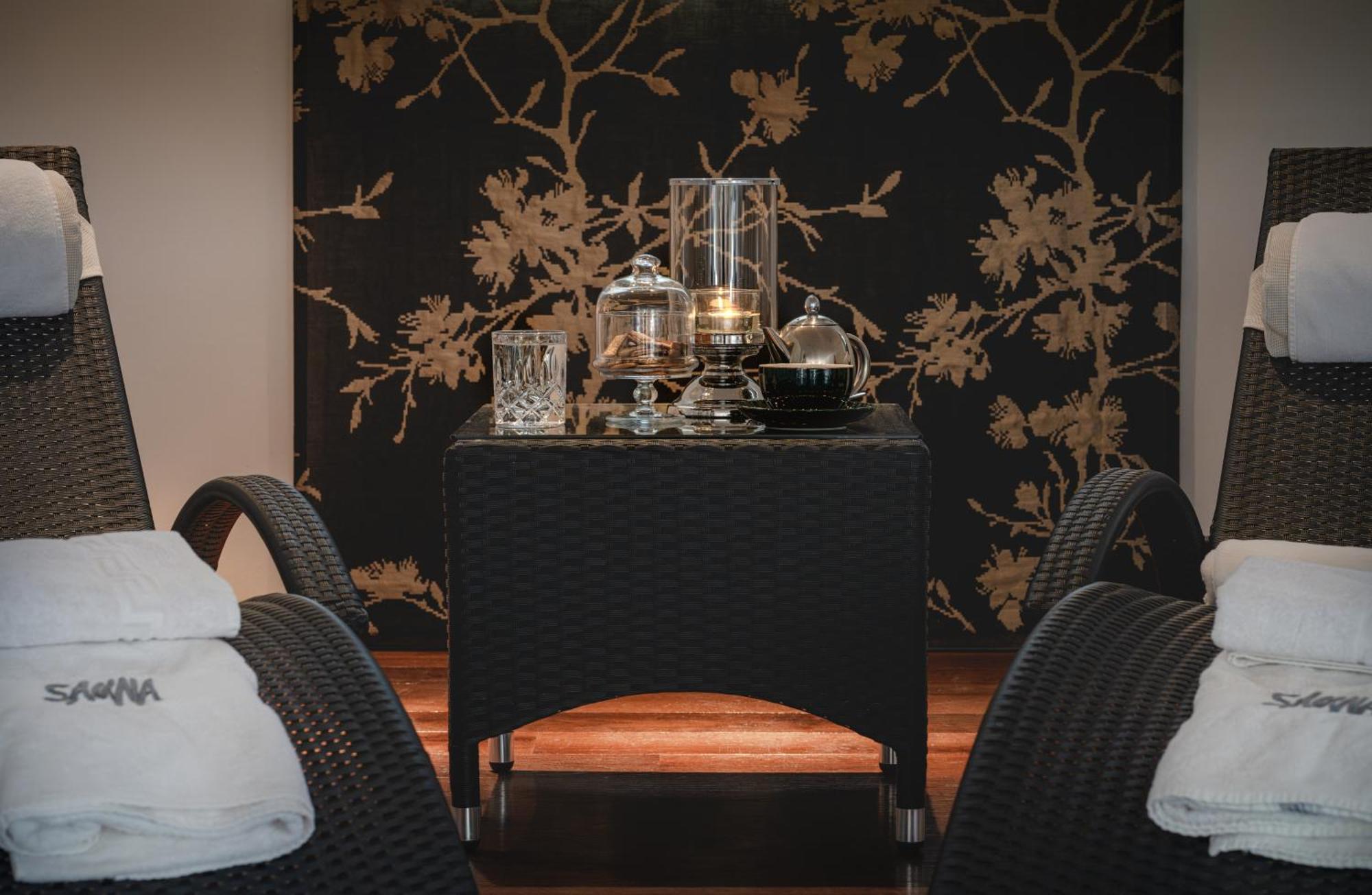 Golfhotel Gut Neuenhof Fröndenberg Екстериор снимка