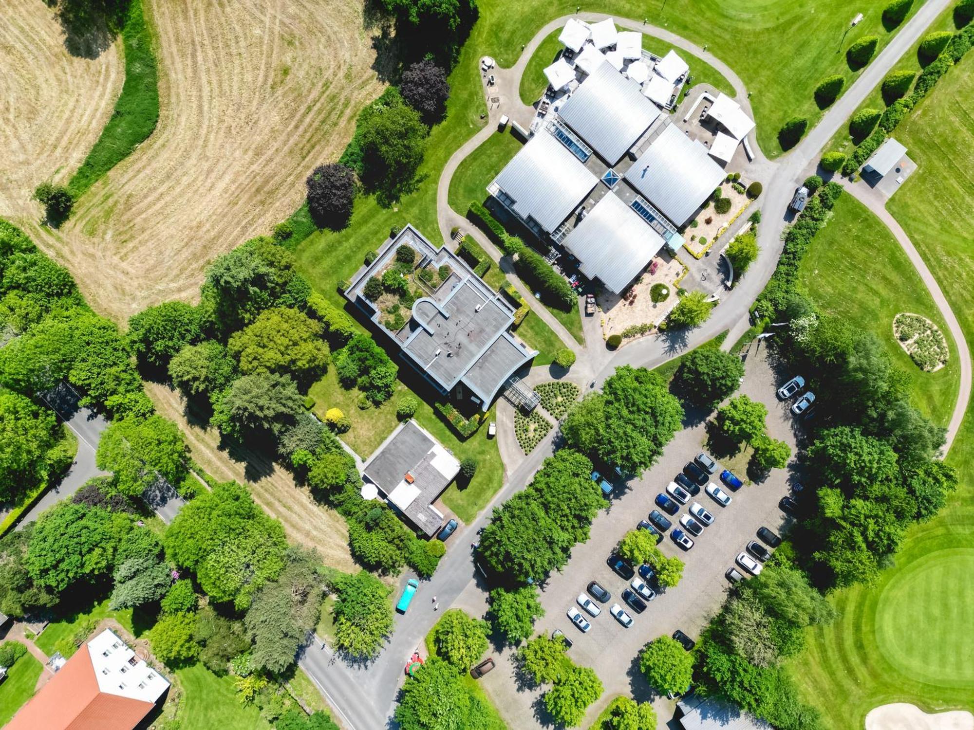 Golfhotel Gut Neuenhof Fröndenberg Екстериор снимка