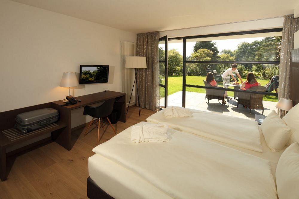 Golfhotel Gut Neuenhof Fröndenberg Екстериор снимка
